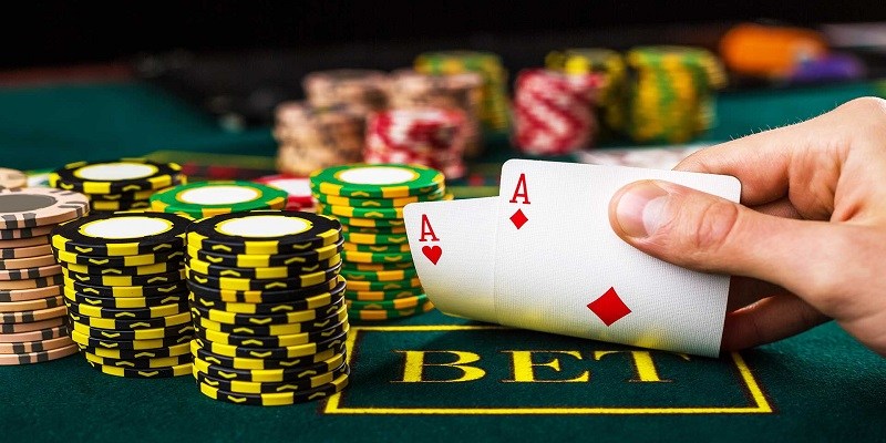 Poker Là Gì? Chia Sẻ Cách Đánh Poker Cơ Bản Nhất 2024